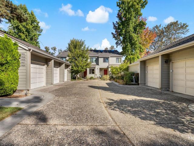 1953 S Wood Duck Ln