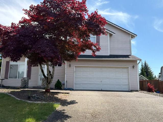 195th Street Ct E