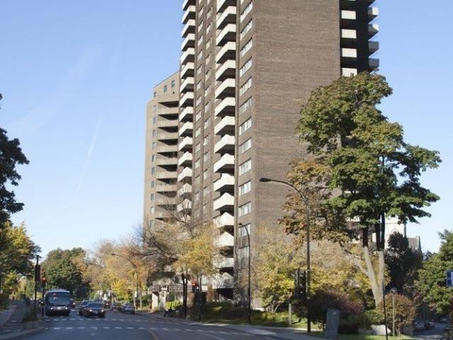 195 Côte Ste Catherine Road 1 Bedroom 195 Chemin De La Côte Sainte Catherine, Montréal