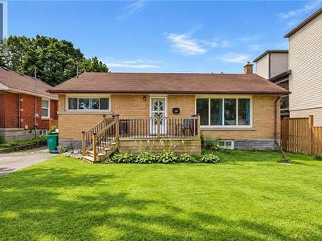 195 Belleview Avenue, Kitchener, ON, N2B 1G6 house for sale | Listing ID 40862 | Royal LePage