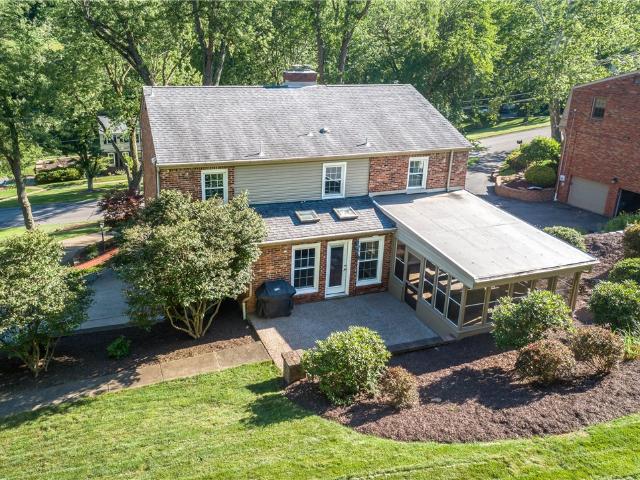 195 Gateshead Dr