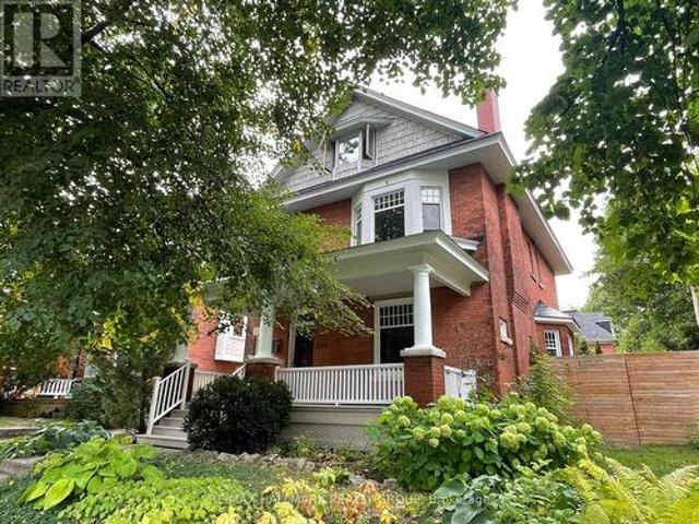 195 Glebe Avenue, Ottawa, ON, K1S 2C6 house for sale | Listing ID X13737 | Royal LePage