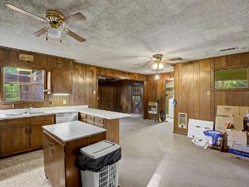 195 fitts ln