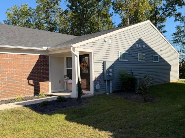 195 Harvest Moon Ct 211B
