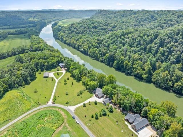 195 Hiawassee Ln