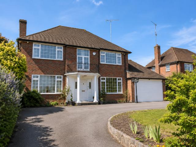 195, Old Bedford Road, Luton LU2, 6 bed detached house to rent, £2,800 pcm | PrimeLocation