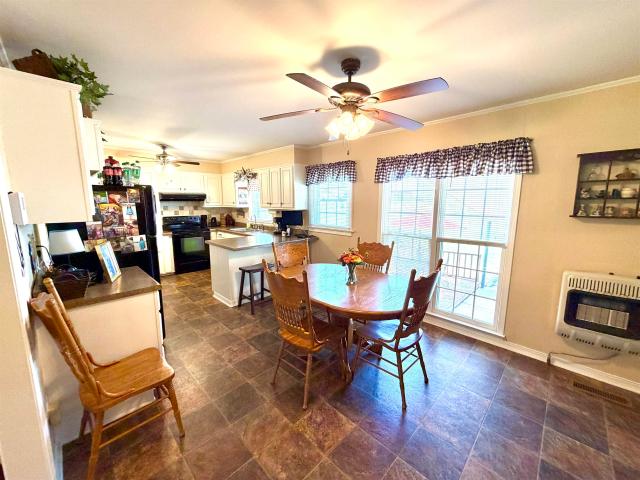195 Lagrange Rd