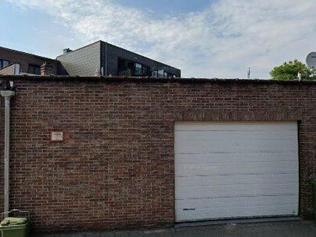 195 m2 apartment for rent in Brasschaat
