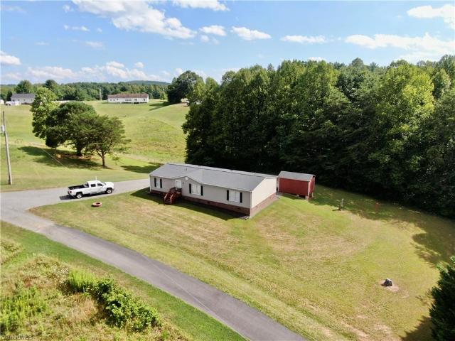 195 Mountain Crest Lane