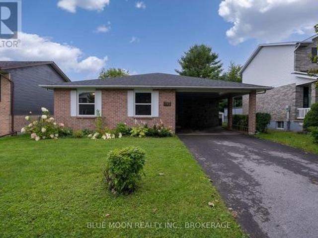 195 Splinter Court, Kingston, ON, K7M 7Z3 house for sale | Listing ID X13748 | Royal LePage