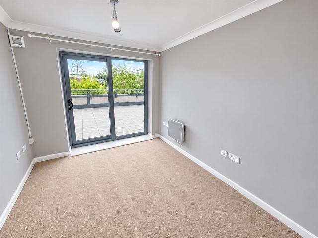 195 Quayside Drive, Colchester, CO2 8QG