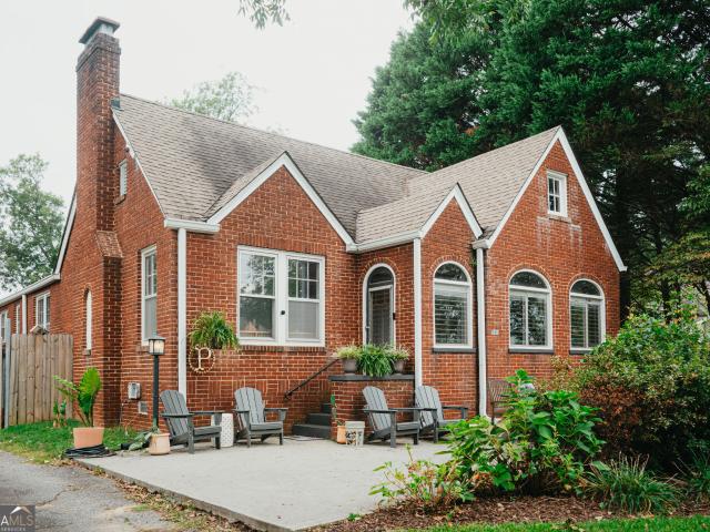 195 W Hightower Trail