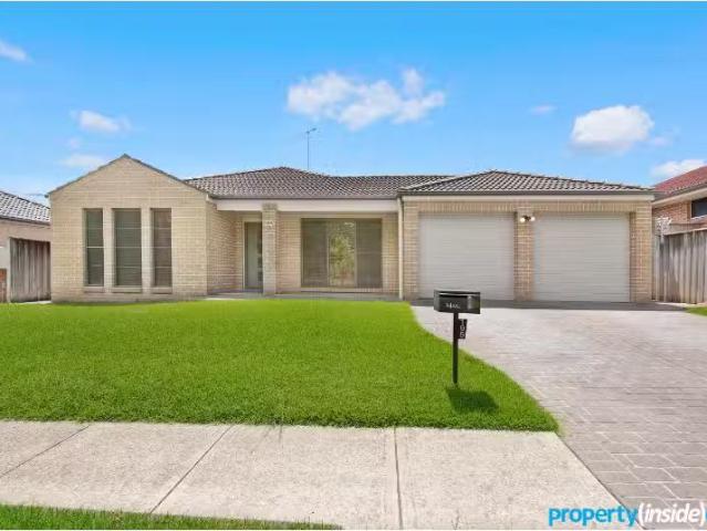 195 Woodcroft Drive, WOODCROFT House for rent Listed by Alan.