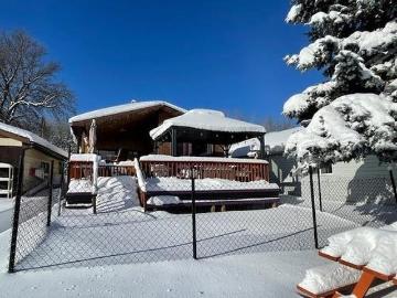 Rat Portage 38a, Ontario - Parking