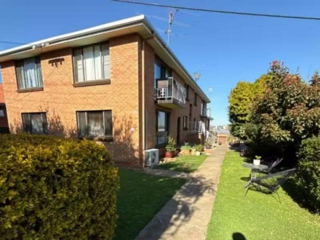 1/95 Upper Street, EAST TAMWORTH House for rent Listed by Whi.