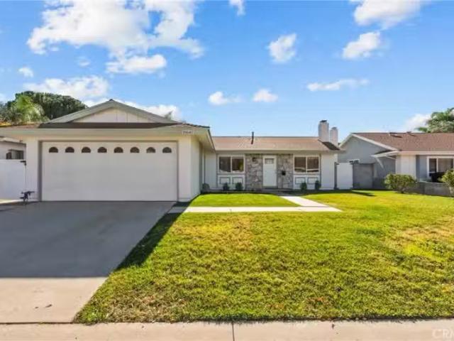 19642 LONEROCK ST, CANYON COUNTRY, CA 91351