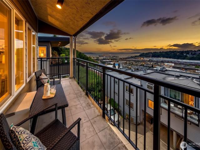 1965 12th Avenue W # 401