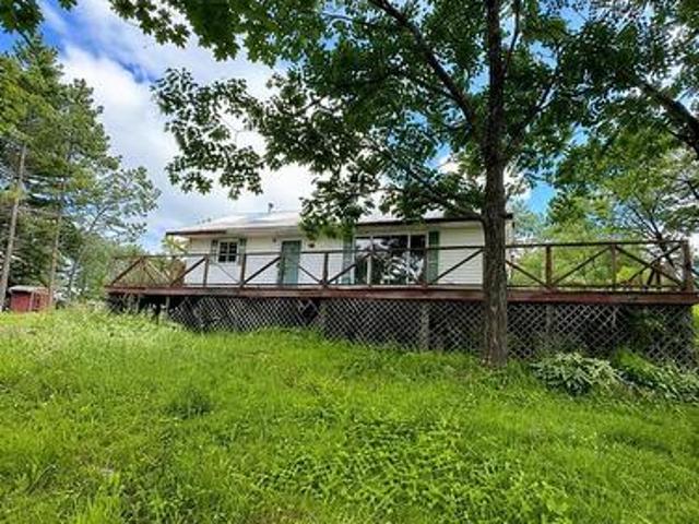 1966 Cross Road, Central Frontenac Centre, ON, K0H 2B0 house for sale | Listing ID X13582 | Royal LePage