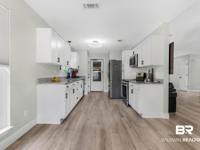 19670 Sandstone Lane