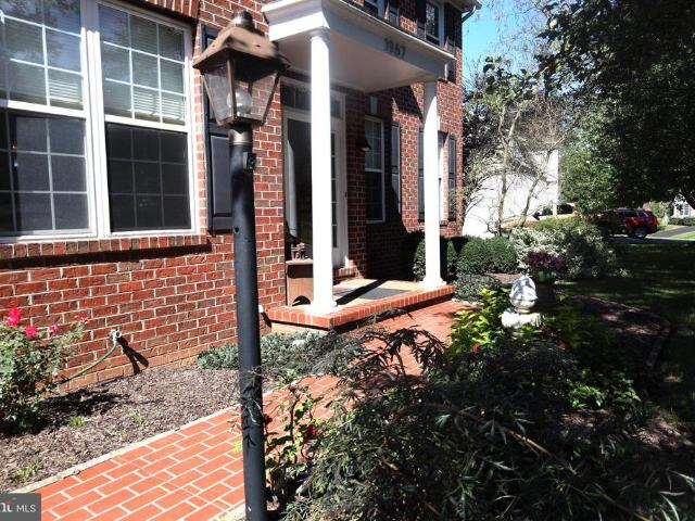 1967 Londontowne Drive