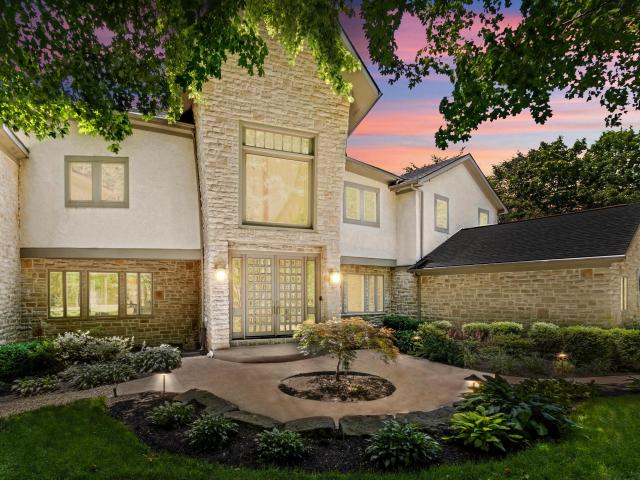 1967 Woodlands Place