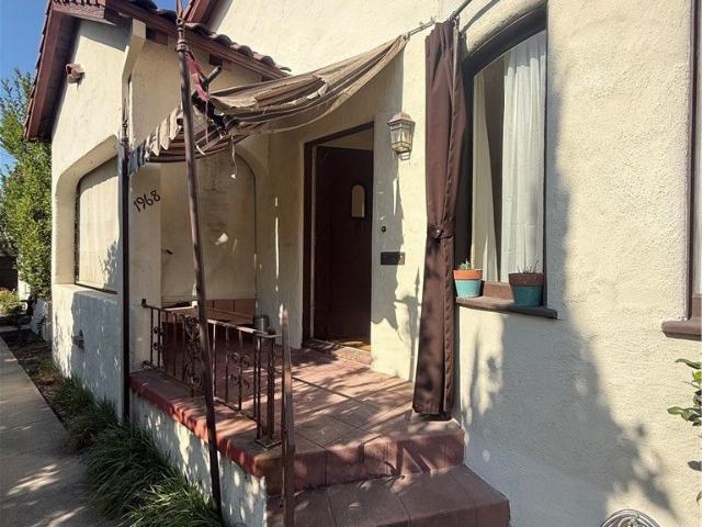 1968 E Washington Boulevard, Pasadena, US, CA