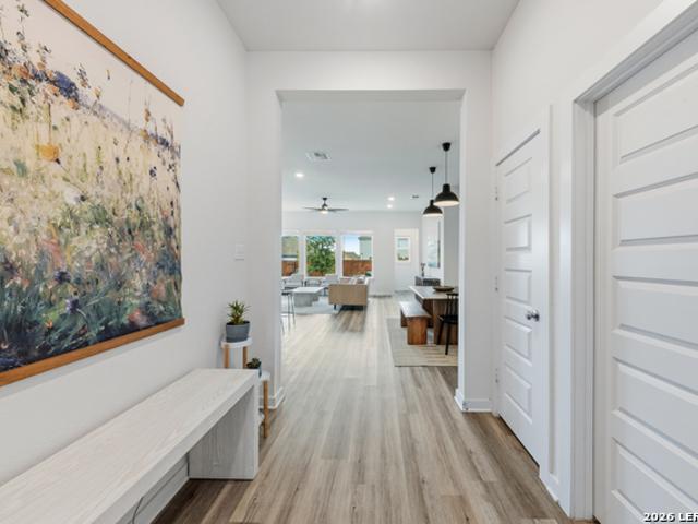 1960 Colonial Ave