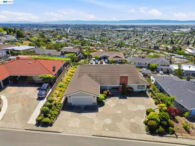 1961 Marineview Dr