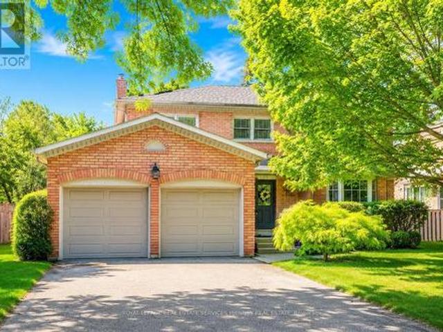 1962 Calgary Court, Mississauga, ON, L5H 4J1 house for sale | Listing ID W13518 | Royal LePage