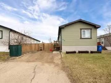 196 Clausen Crescent, Fort Mcmurray, AB, T9K 2H7 condo for s.