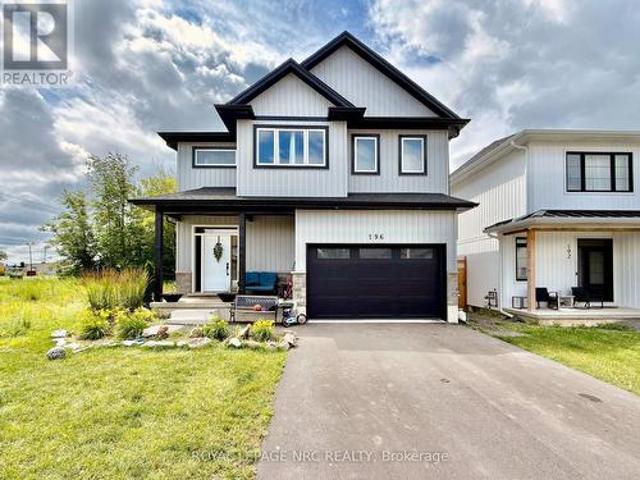 196 Hodgkins Avenue, Thorold Allanburg/Thorold South, ON, L2V 0M6 house for sale | Listing ID X13549 | Royal LePage