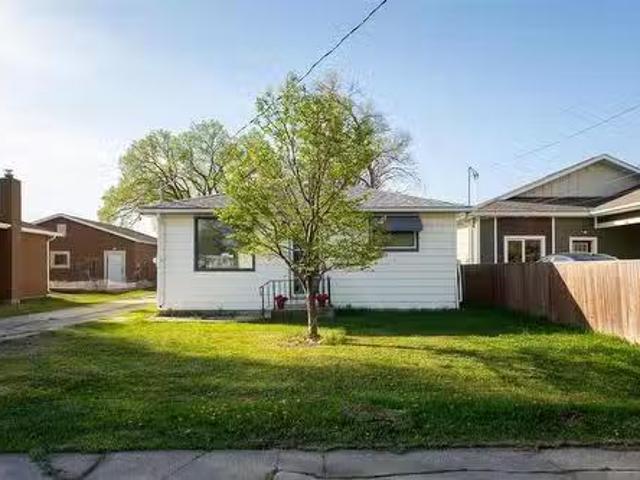 196 Hindley Avenue, Winnipeg, MB, R2M 1P8 house for sale Li.