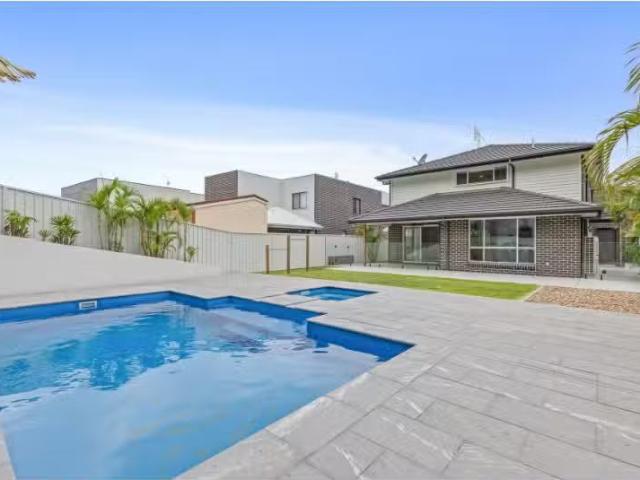 196 Morgan Street, Merewether House for rent Listed by Shiels.
