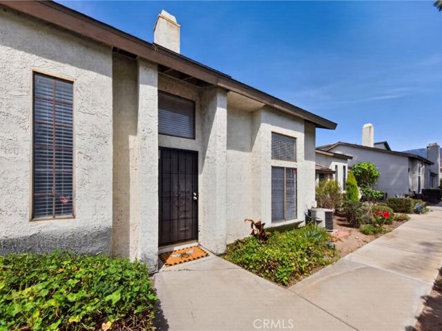 1974 E Lynwood Dr, Unit 1E, San Bernardino, CA 92404 | MLS #IG26088