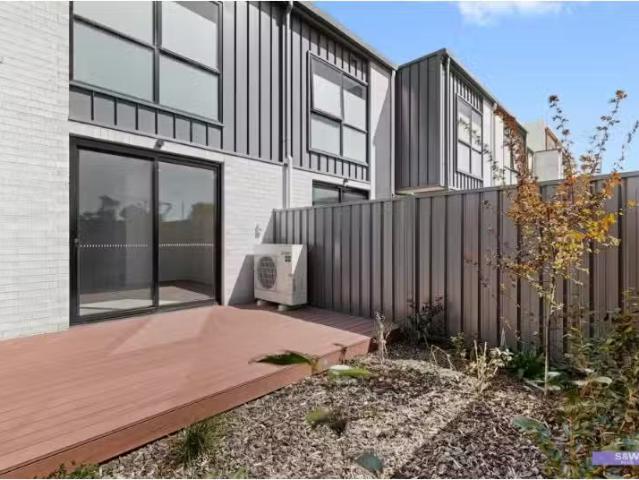19/75 Kate Crace Street, Gungahlin ACT 2912 Townhouse for rent.
