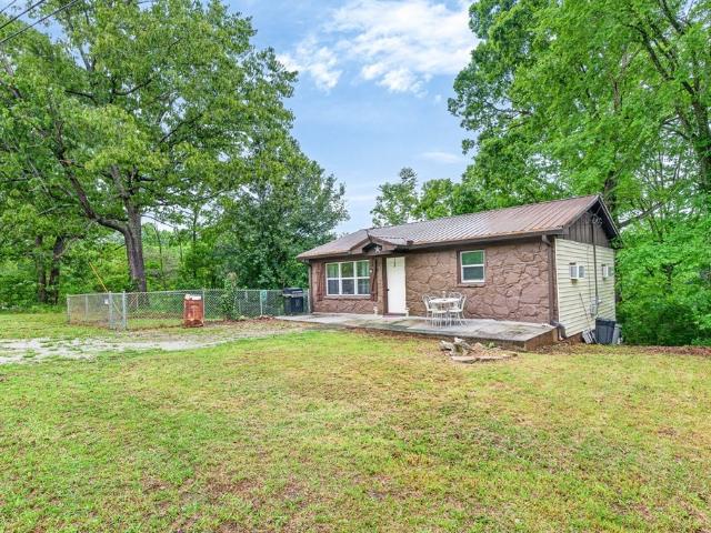 1976 Crossville Hwy