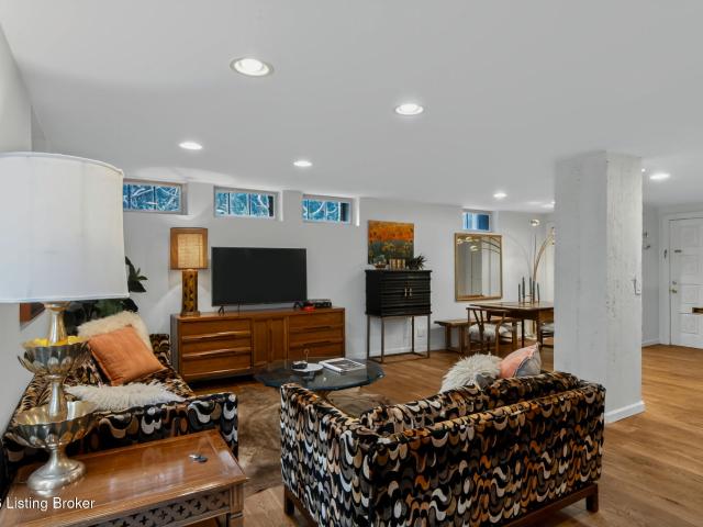 1971 Bardstown Rd APT 1