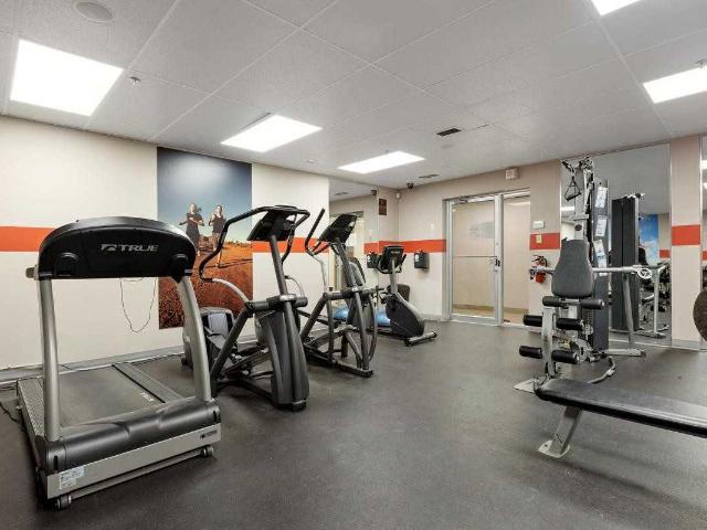1971 St. Laurent Boulevard 2 Bedroom Apartment for Rent at 1971 St. Laurent Blvd, Ottawa, ON K1G 3P8 Hawthorne Meadows