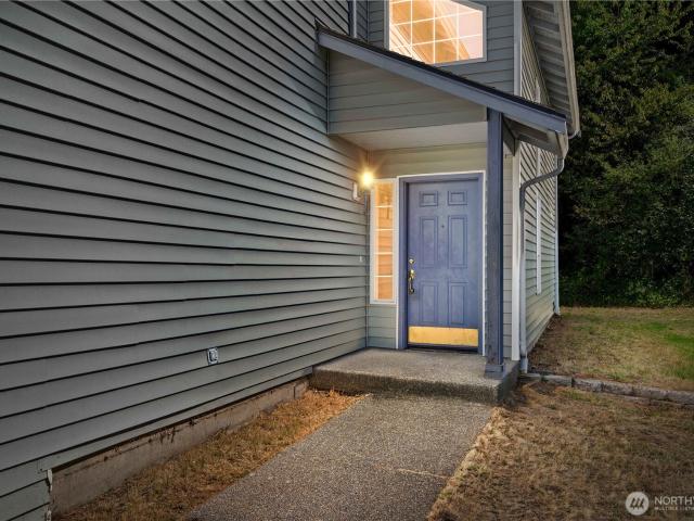1971 th Avenue E