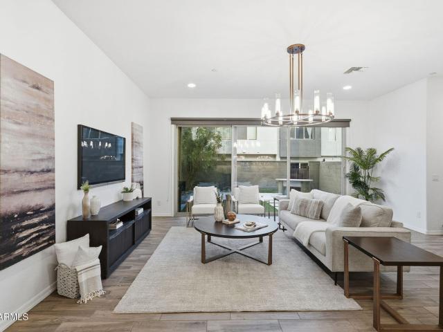 1973 W Kinfield Trail, Phoenix, US, AZ