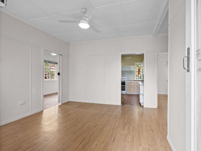 197 Cascade Street, Raceview QLD 4305 House For Rent | Domain