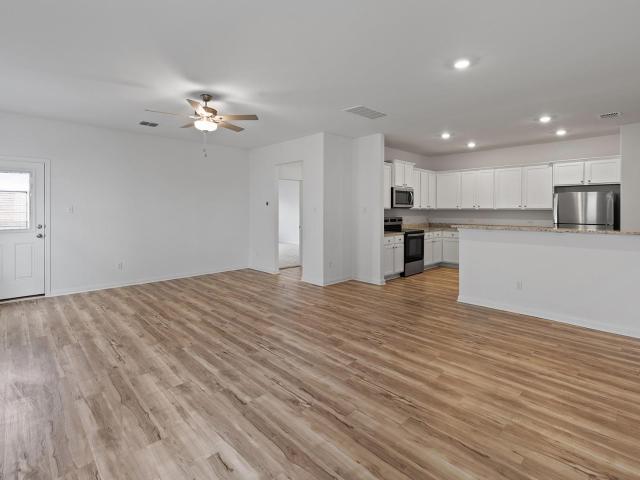 197 Fairlawn Way
