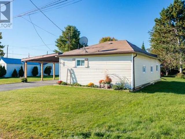 197 Montreal Street, West Nipissing Sturgeon Falls, ON, P2B 3H4 house for sale | Listing ID X13834 | Royal LePage