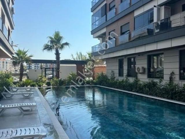 197 Seyrek Merkezde Havuzlu Sitede Sıfır 2+1 Satılık Daıre
