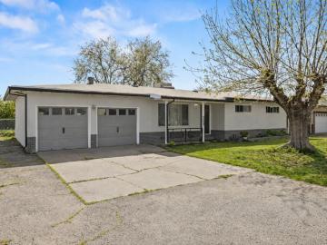 1984 15th St, Olivehurst, CA 95961 | MLS #226031