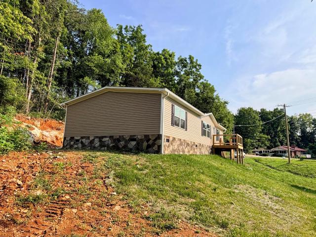 1985 Old Liberty Hill Road