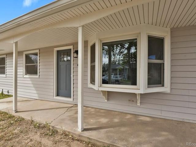 1985 Longbranch St, Strasburg, CO 80136
