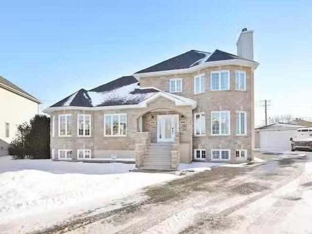1987 1989 Rue De Montparnasse, Sainte Julie, QC, J3E 3S1 h.
