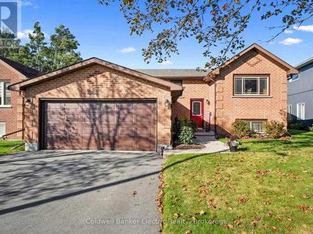 1988 Mapleridge Drive, Peterborough Monaghan Ward 2, ON, K9K 1Z7 house for sale | Listing ID X13817 | Royal LePage