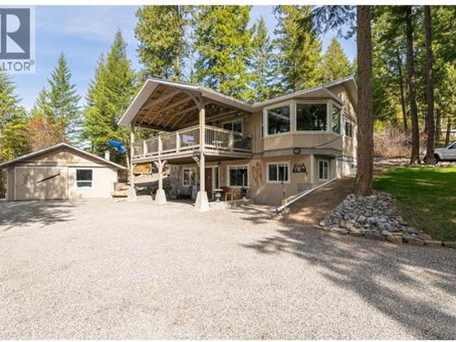 1988 Porthill Road, Creston, BC, V0B 1G2 house for sale | Listing ID 10399 | Royal LePage